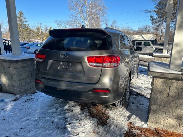 2017 Kia Sorento LX