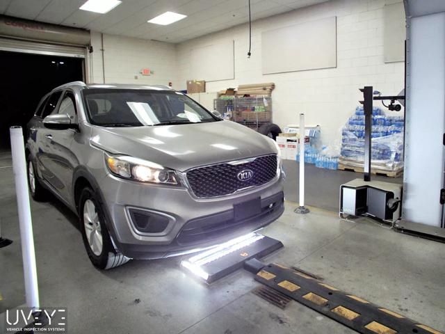 2017 Kia Sorento LX