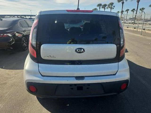 2017 Kia Soul Base