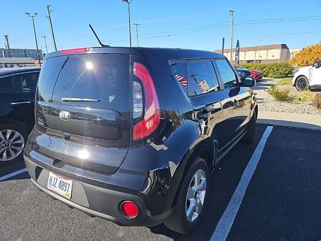 2017 Kia Soul Base