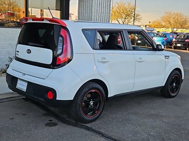 2017 Kia Soul Base