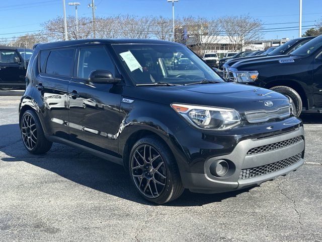 2017 Kia Soul Base