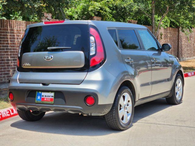 2017 Kia Soul Base