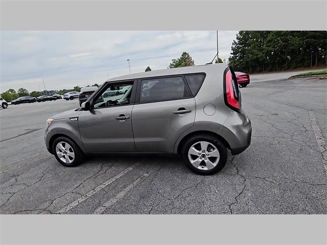 2017 Kia Soul Base