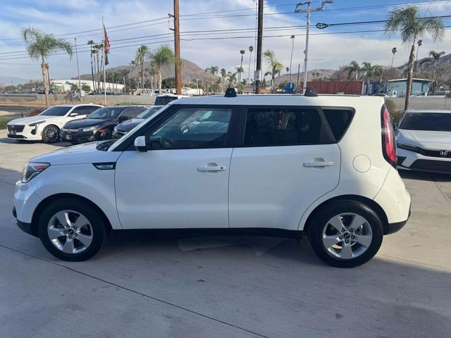 2017 Kia Soul Base