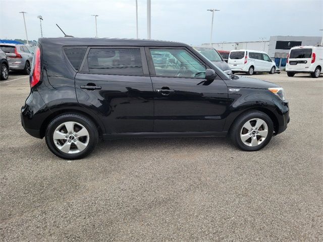 2017 Kia Soul Base