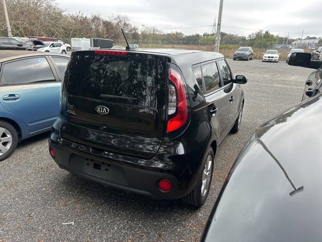 2017 Kia Soul Base