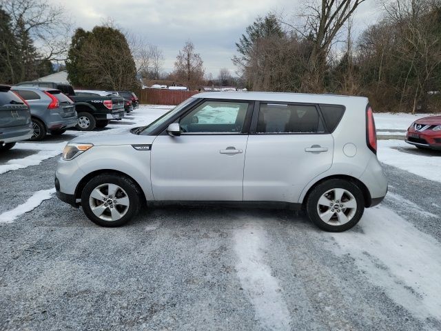 2017 Kia Soul Base