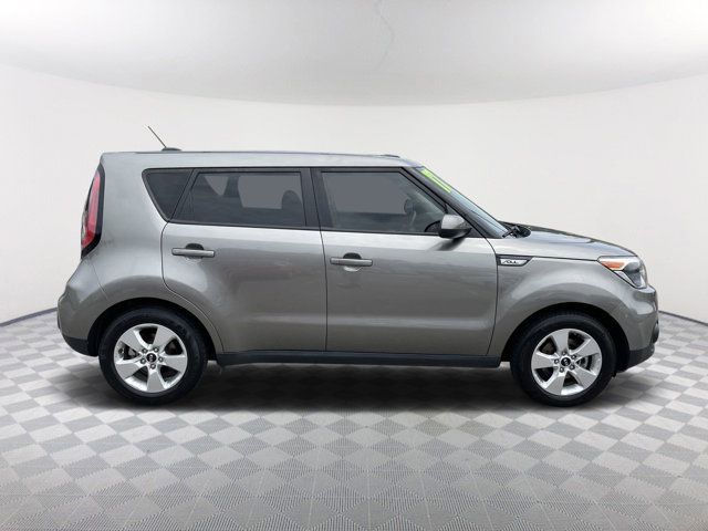 2017 Kia Soul Base