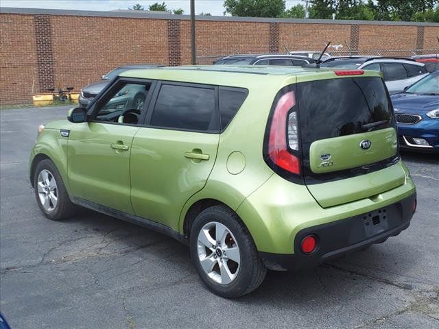 2017 Kia Soul Base