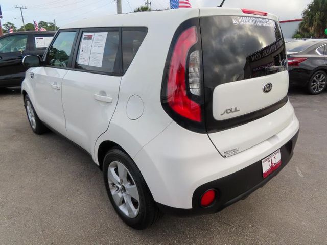 2017 Kia Soul Base