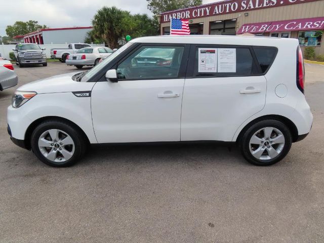 2017 Kia Soul Base