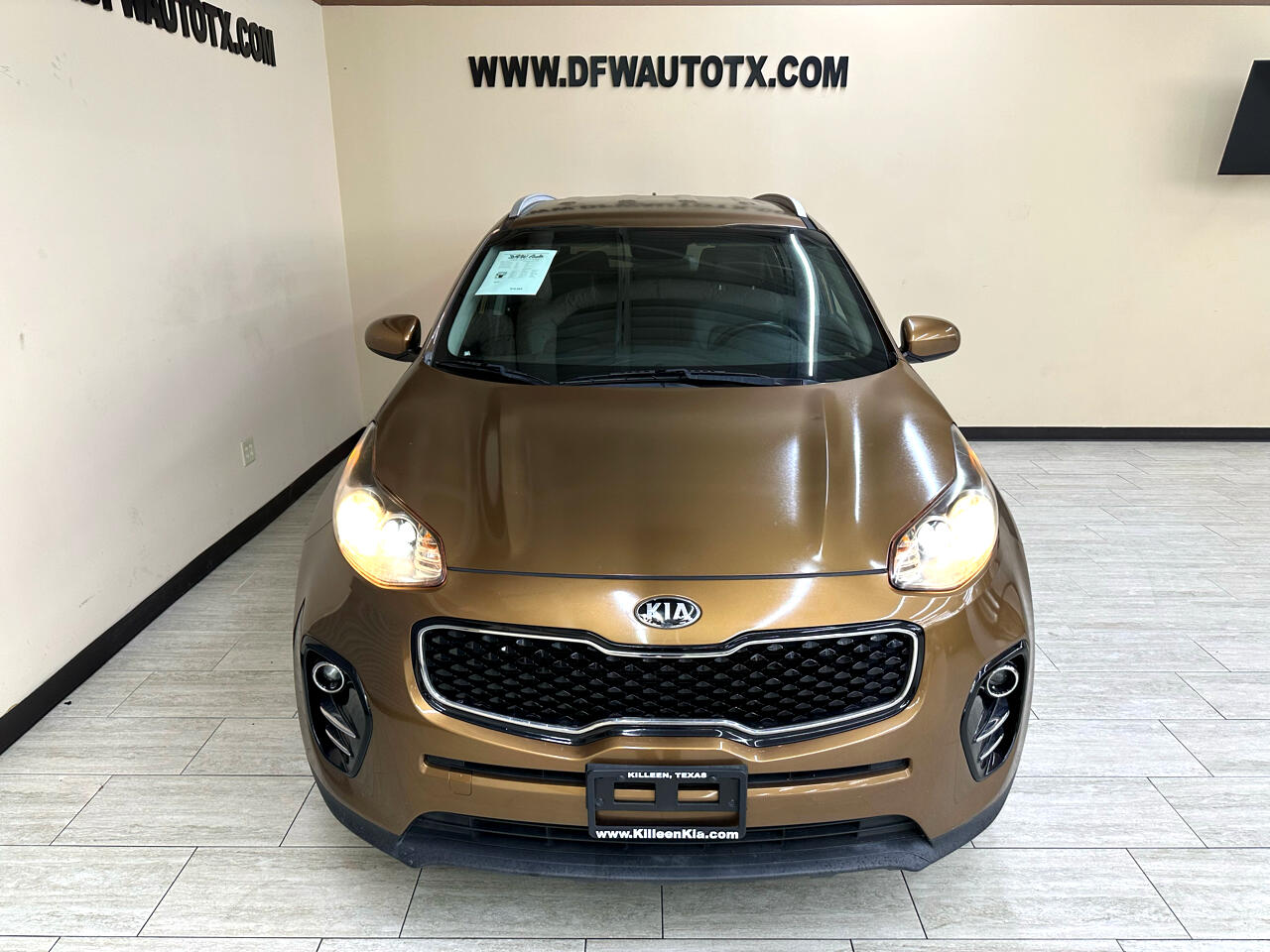 Vehicle image 4 of 41