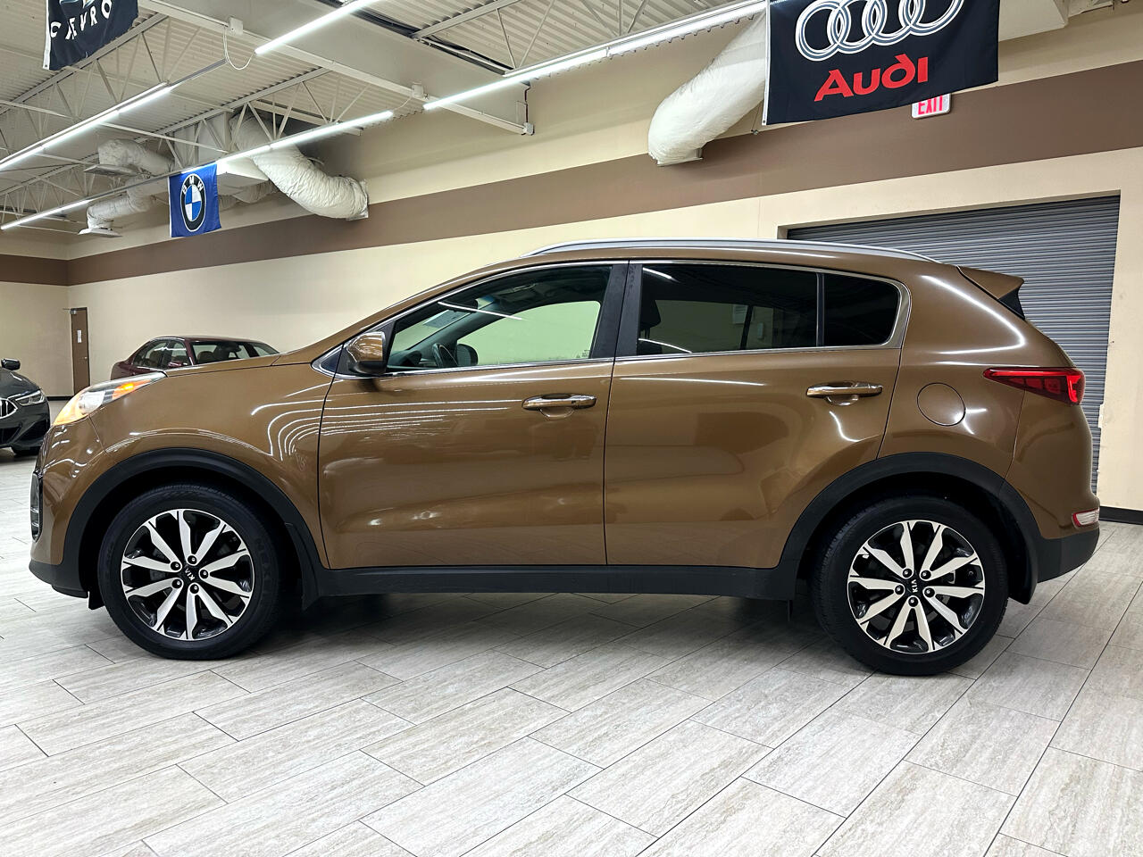 Vehicle image 2 of 41