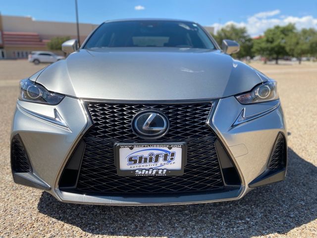 2017 Lexus IS 