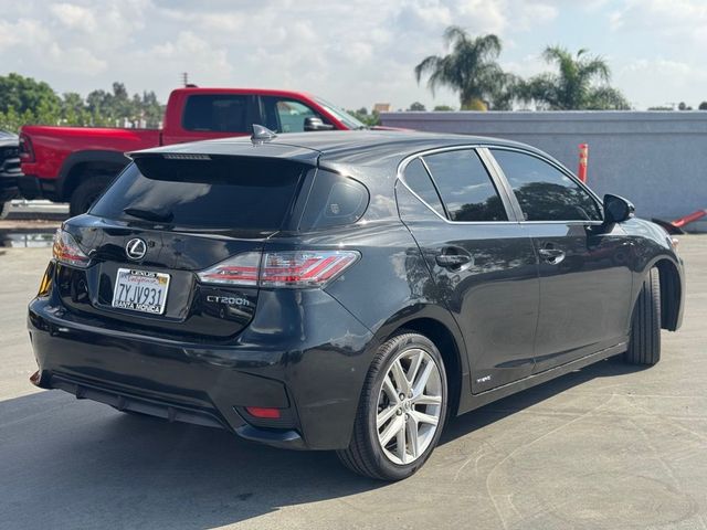 2017 Lexus CT 200h