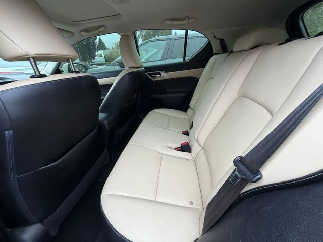 2017 Lexus CT 200h