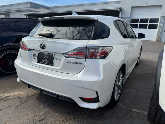 2017 Lexus CT 200h