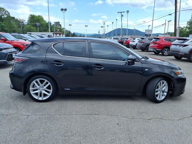 2017 Lexus CT 200h F Sport