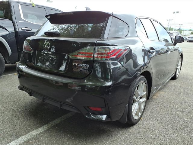 2017 Lexus CT 200h F Sport