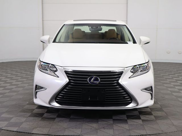 2017 Lexus ES 300h