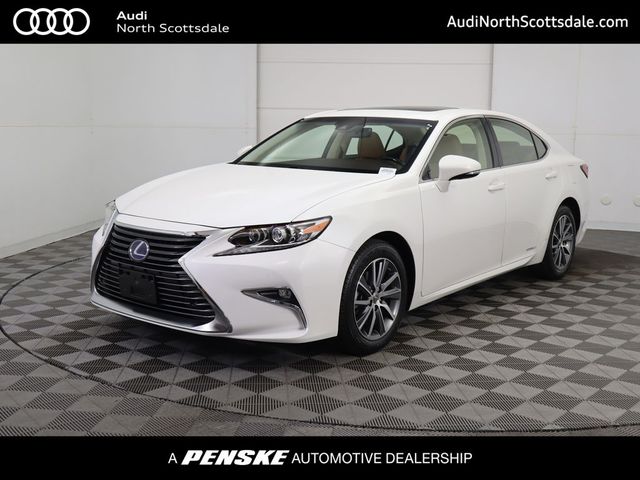 2017 Lexus ES 300h