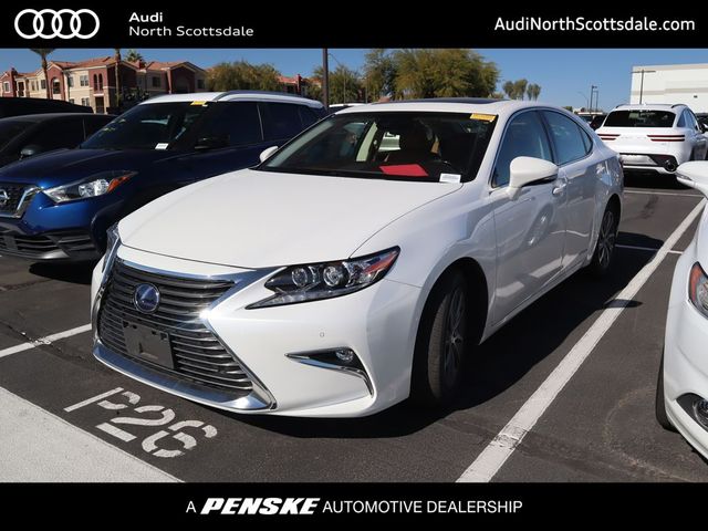 2017 Lexus ES 300h