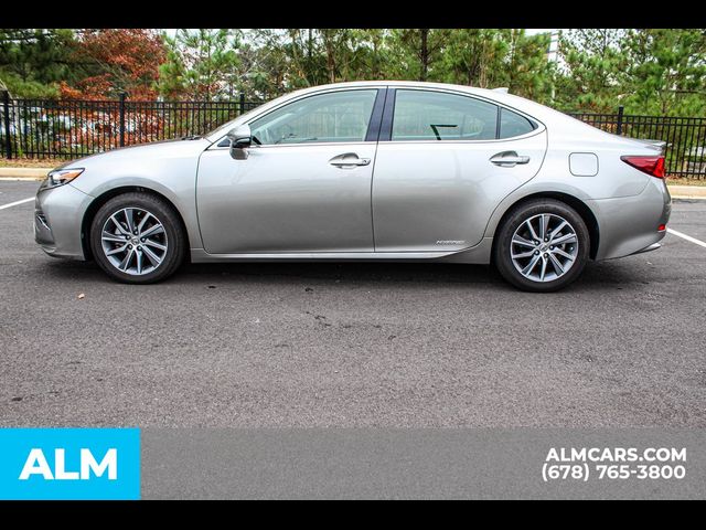 2017 Lexus ES 300h