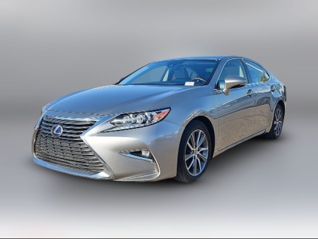 2017 Lexus ES 300h