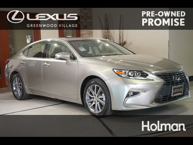 2017 Lexus ES 300h