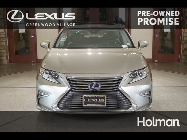 2017 Lexus ES 300h