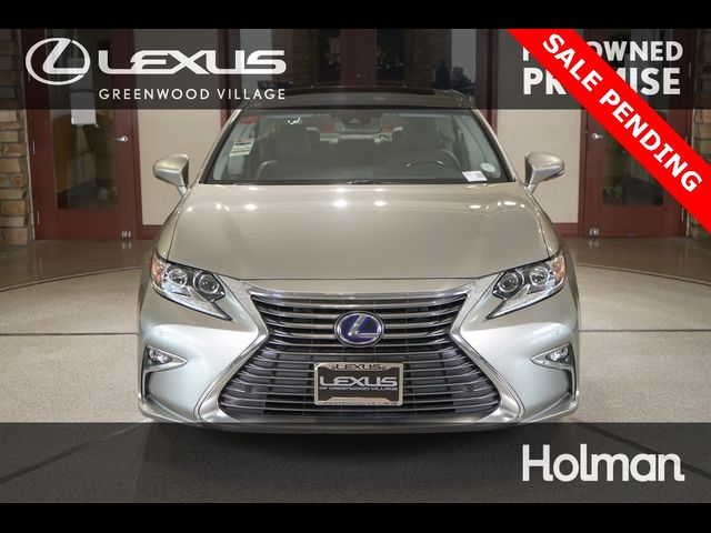 2017 Lexus ES 300h