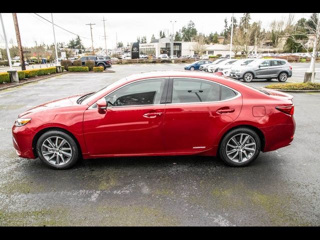 2017 Lexus ES 300h