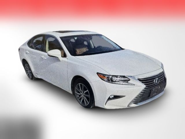 2017 Lexus ES 300h