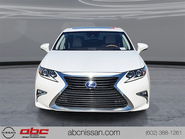 2017 Lexus ES 300h