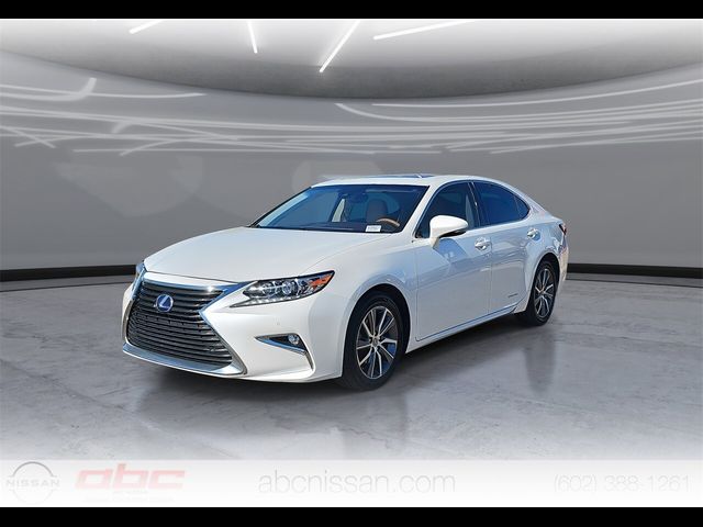 2017 Lexus ES 300h