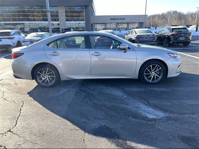 2017 Lexus ES 350