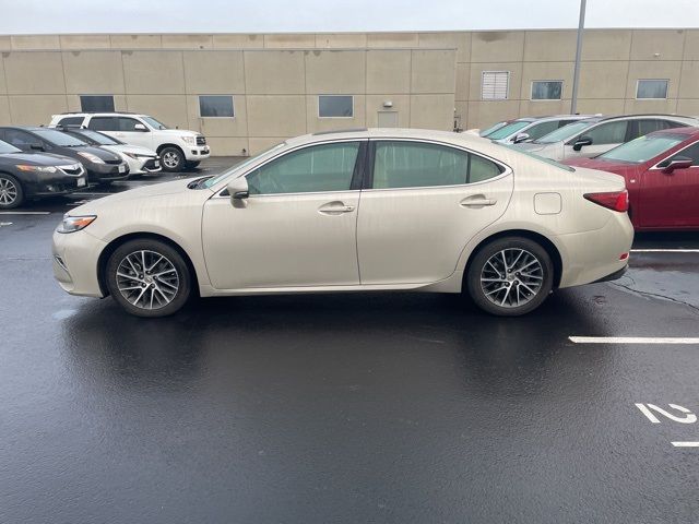 2017 Lexus ES 350