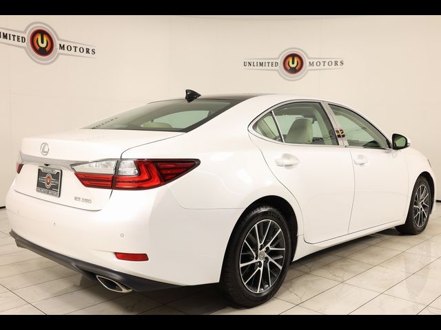 2017 Lexus ES 350