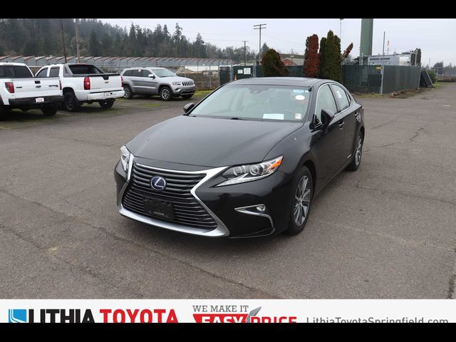 2017 Lexus ES 300h