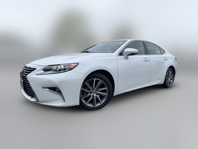 2017 Lexus ES 300h