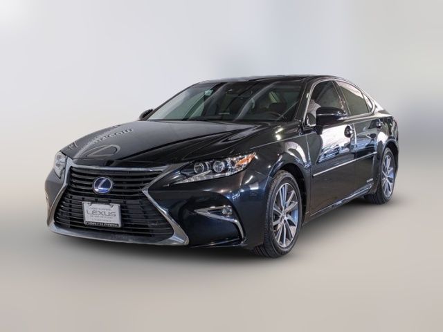 2017 Lexus ES 300h