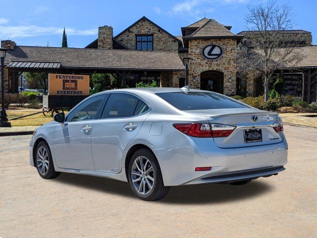 2017 Lexus ES 300h