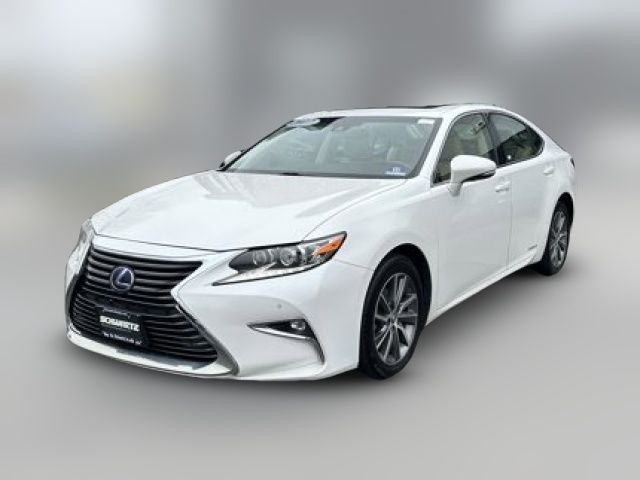 2017 Lexus ES 300h