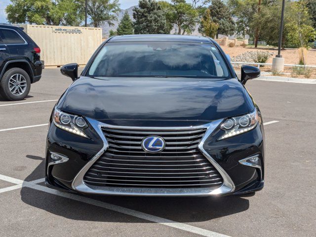 2017 Lexus ES 300h