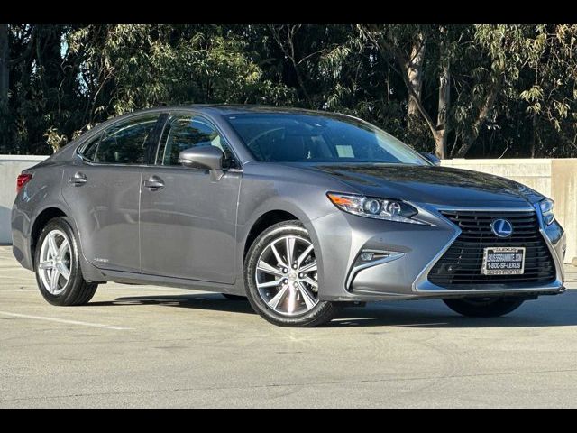 2017 Lexus ES 300h