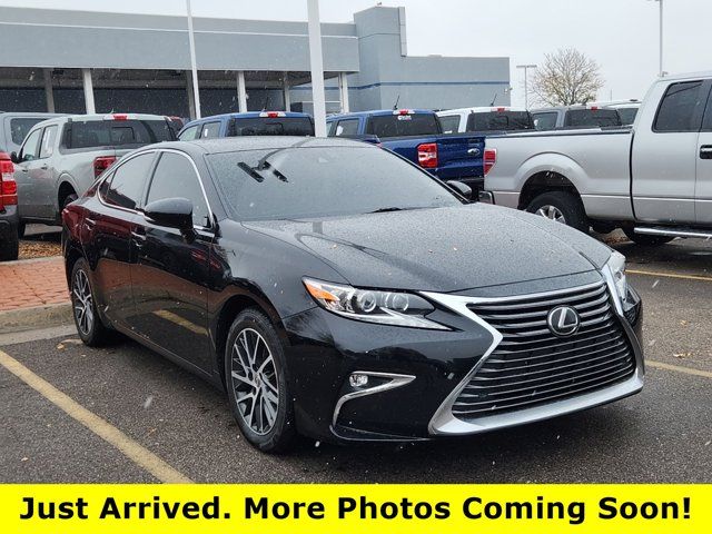 2017 Lexus ES 350