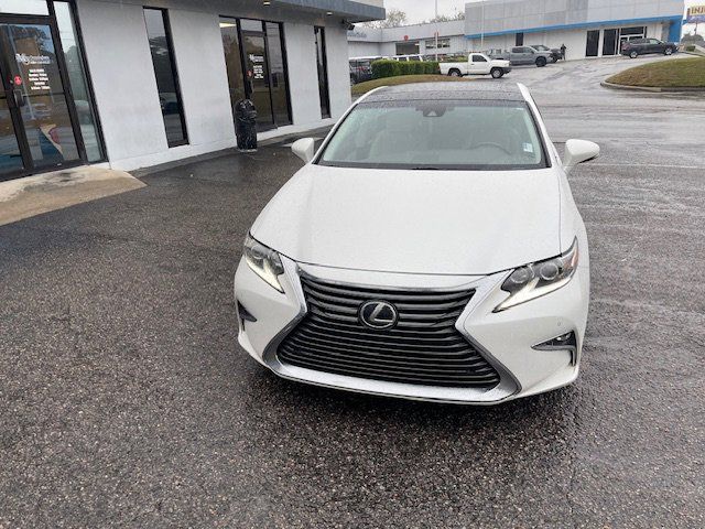 2017 Lexus ES 350