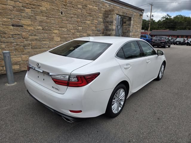 2017 Lexus ES 350