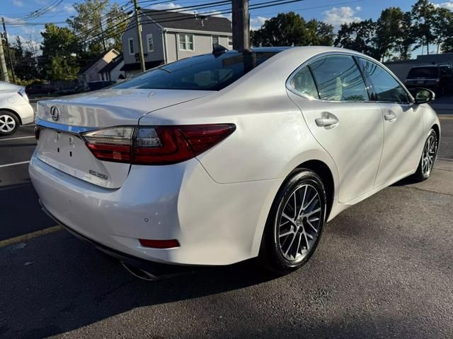 2017 Lexus ES 350